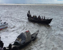 সুনামগঞ্জে ঝড়ের কবলে নৌকা, দুই যুবক নিখোঁজ